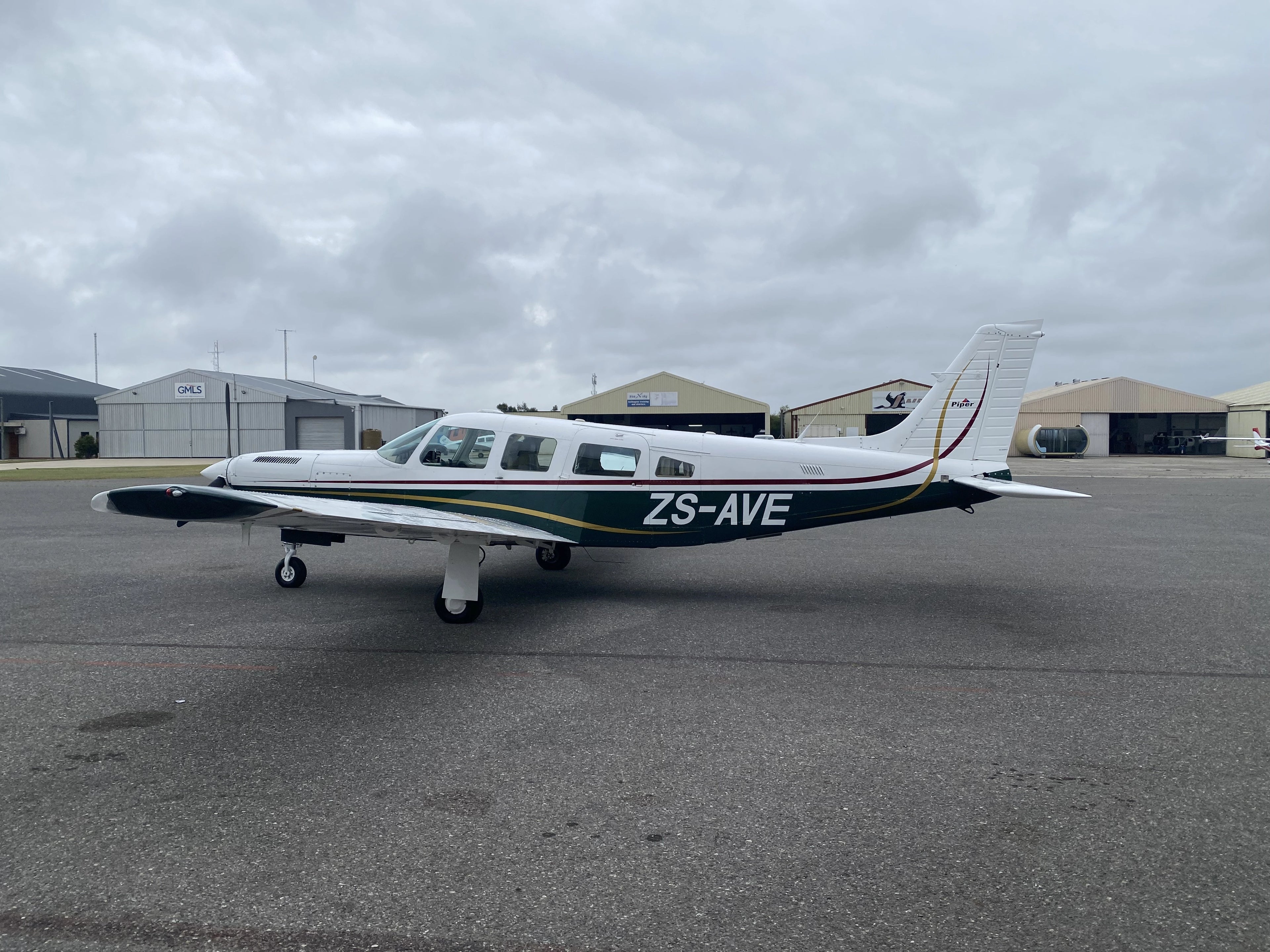 Piper Turbo Saratoga SP Airplane Aircraft For Sale in South Africa