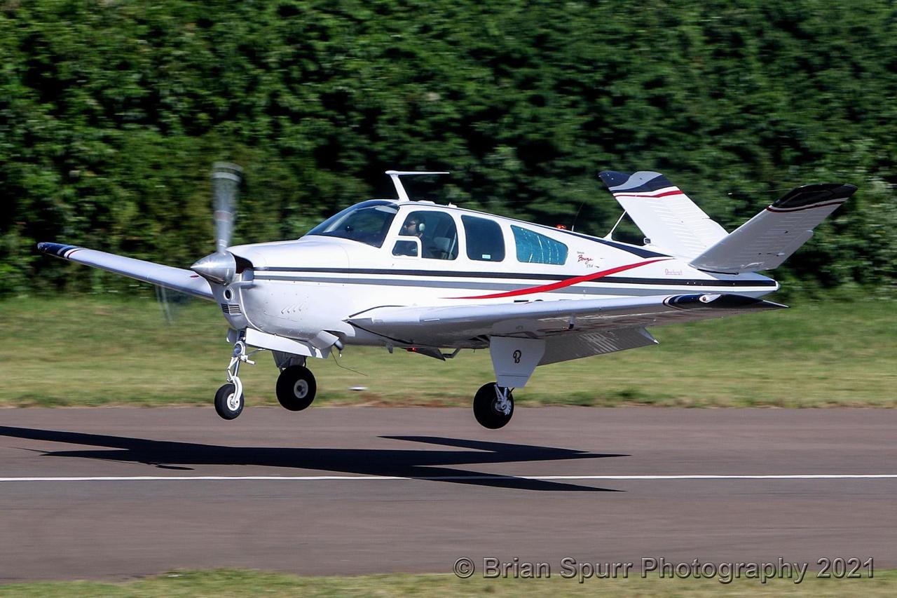 1969 Beechcraft Bonanza V35A – exterior view