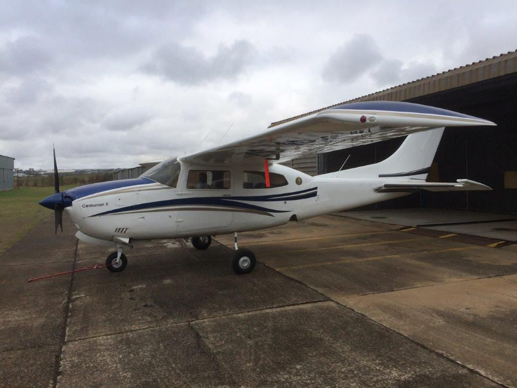 1979 Cessna 210N Centurion II – exterior view