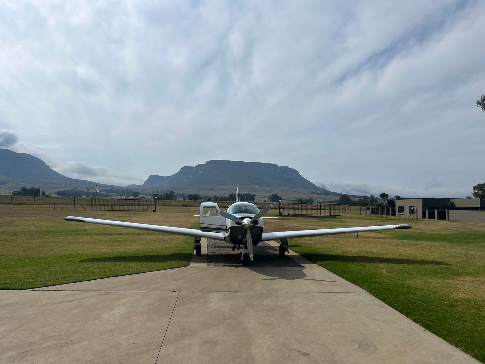 968 Mooney M20F Airplane Aircraft For Sale in South Africa